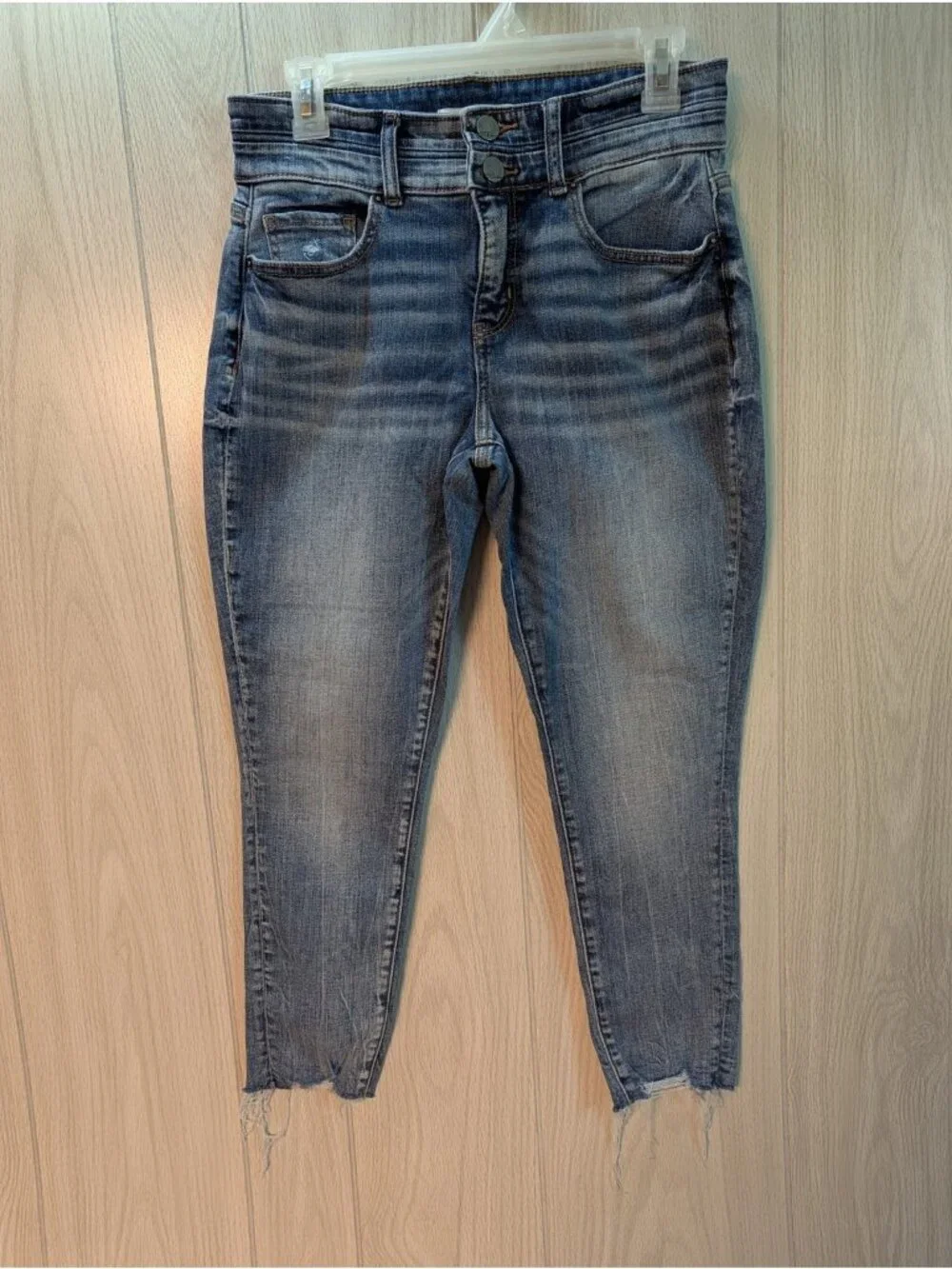 BKE Gabby Raw Hem Jeans sz 26 29x23 Curvy Fit High Rise Raw Hem Skinny